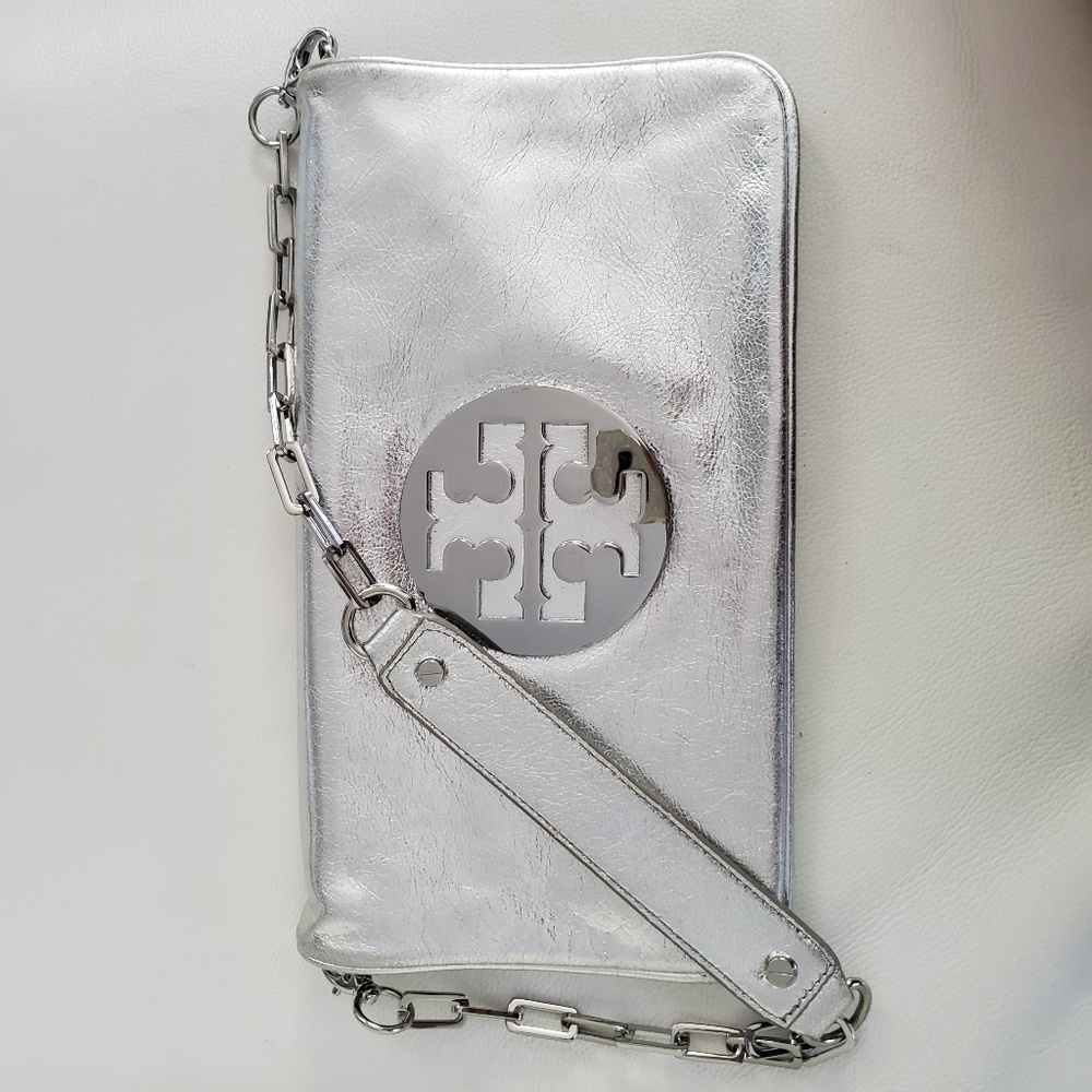 Tory Burch shoulder /clutch.  Just like New!!!